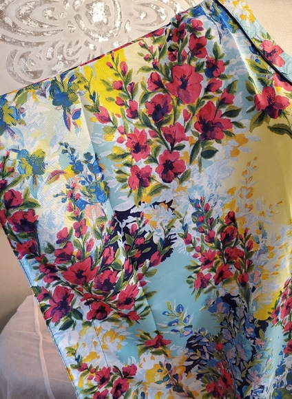 WINLAR FLORAL SATIN KAFTAN BEACH COVER DRESS - Picture 4 of 5